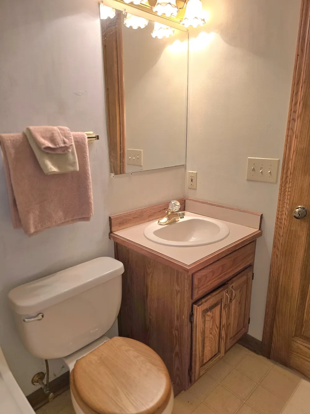 39 Bayshore Dr Cadiz, KY 42211