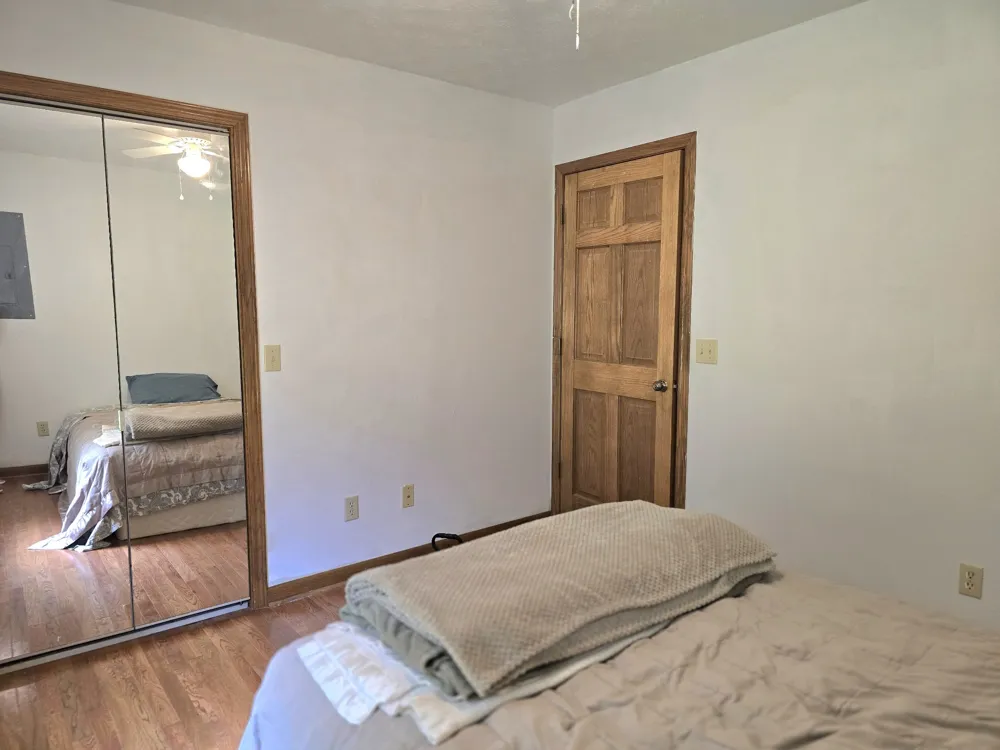 39 Bayshore Dr Cadiz, KY 42211