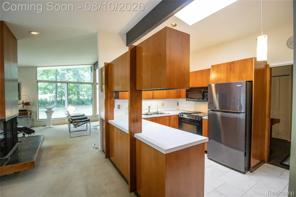 9302 Green Tree Drive Grand Blanc Charter Township, MI 48439
