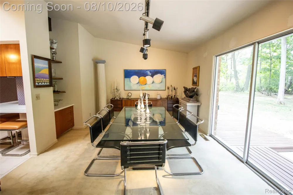 9302 Green Tree Drive Grand Blanc Charter Township, MI 48439