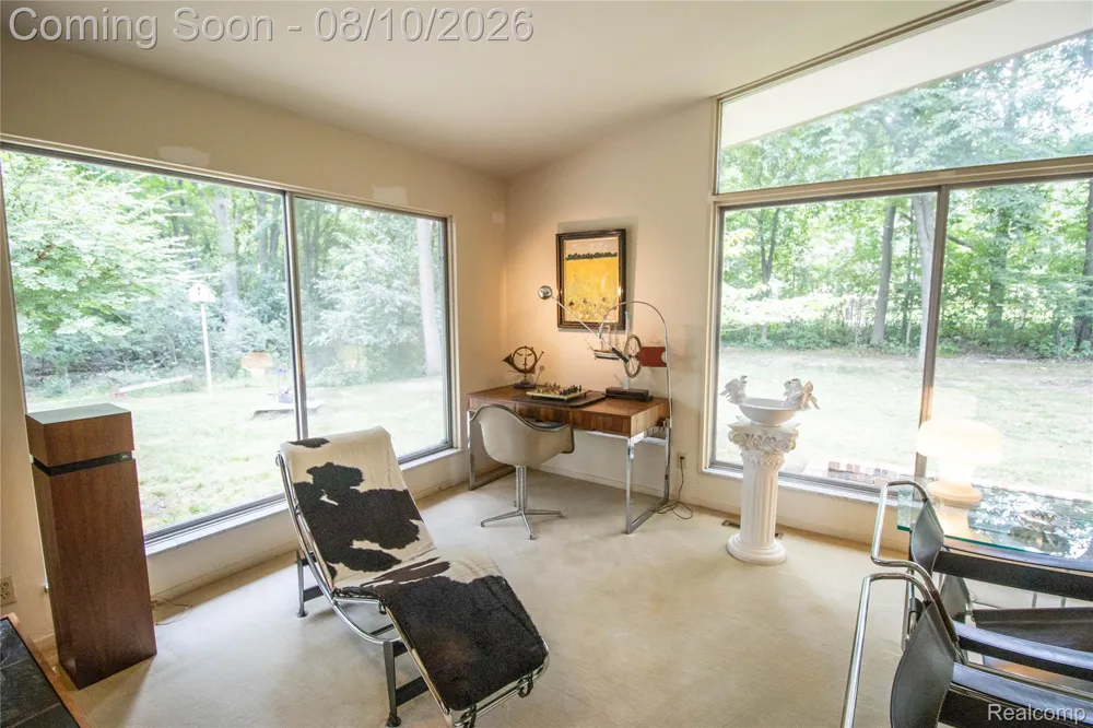 9302 Green Tree Drive Grand Blanc Charter Township, MI 48439