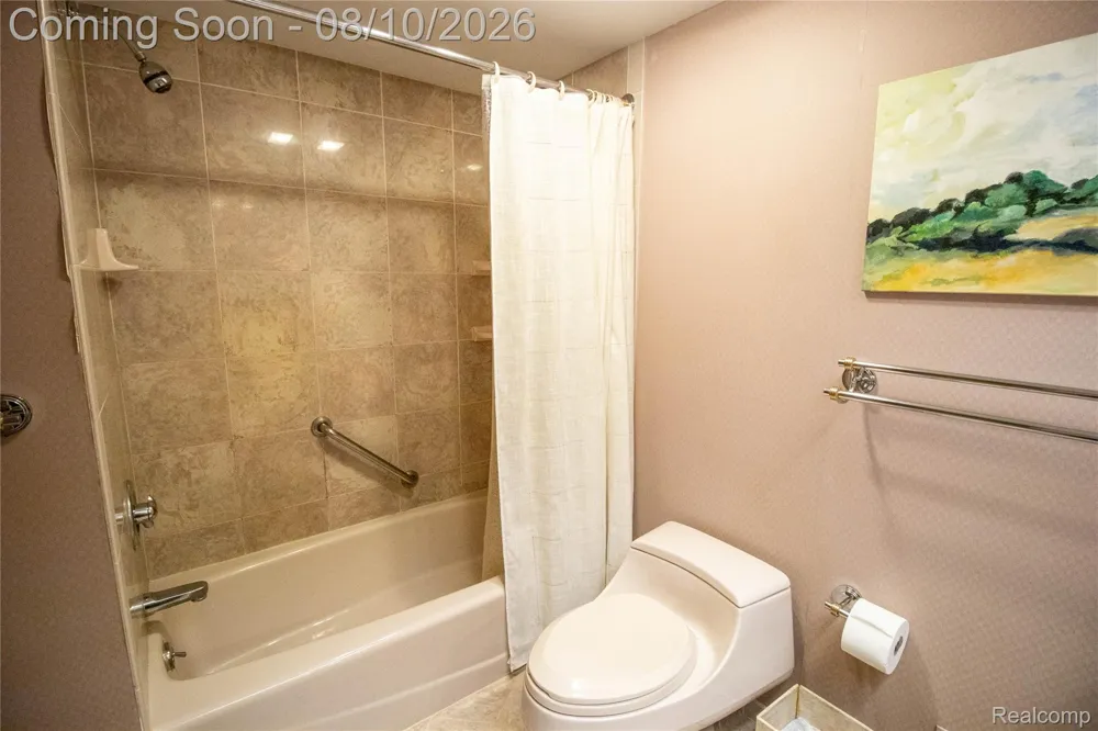 9302 Green Tree Drive Grand Blanc Charter Township, MI 48439