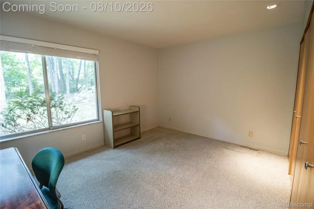 9302 Green Tree Drive Grand Blanc Charter Township, MI 48439