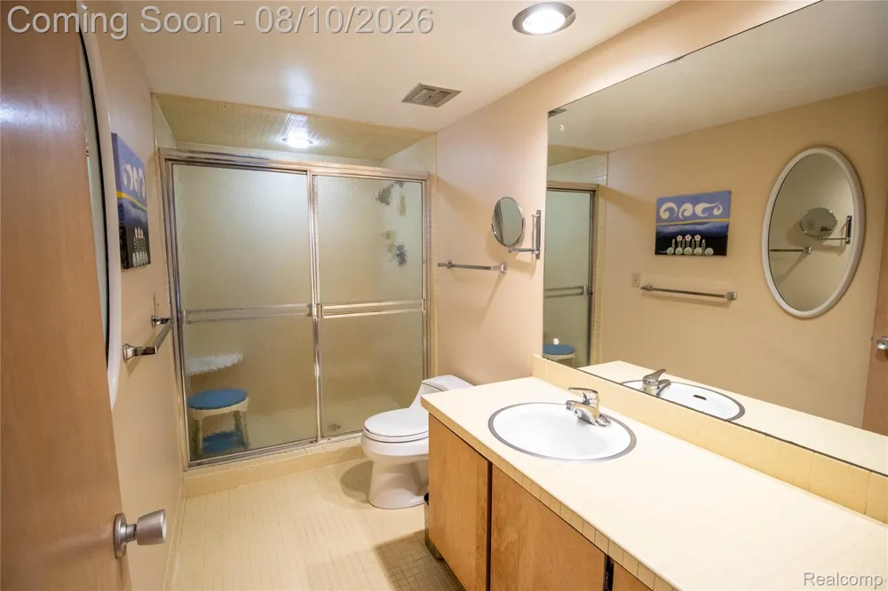 9302 Green Tree Drive Grand Blanc Charter Township, MI 48439
