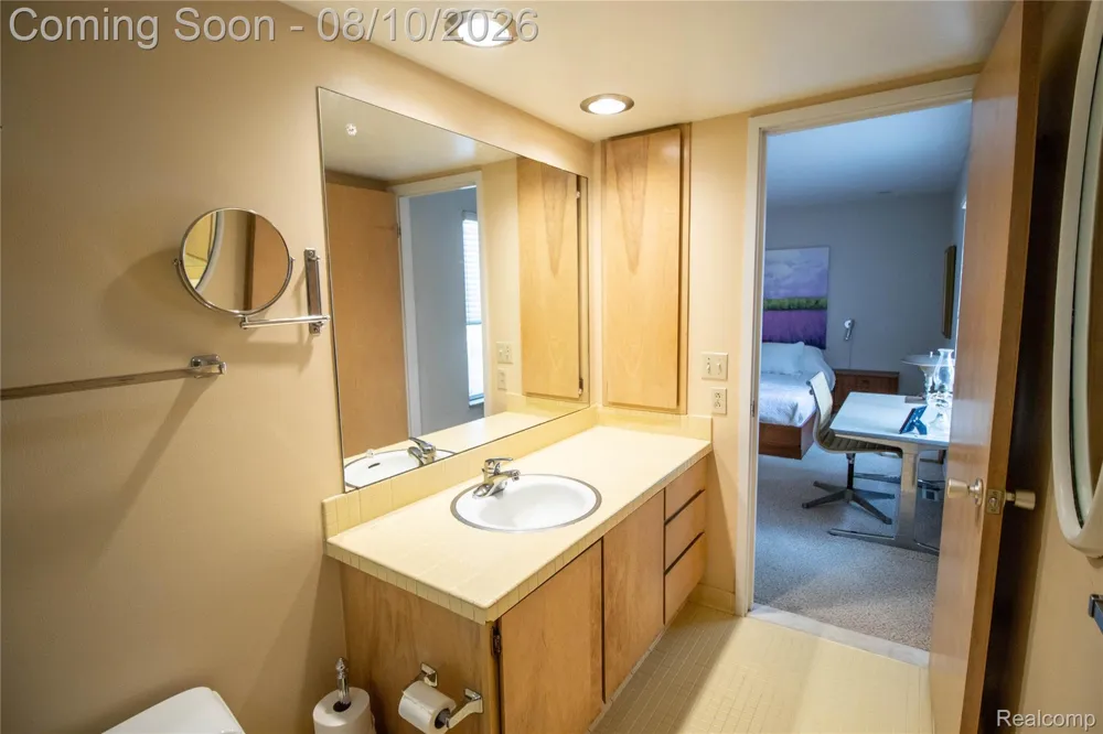 9302 Green Tree Drive Grand Blanc Charter Township, MI 48439