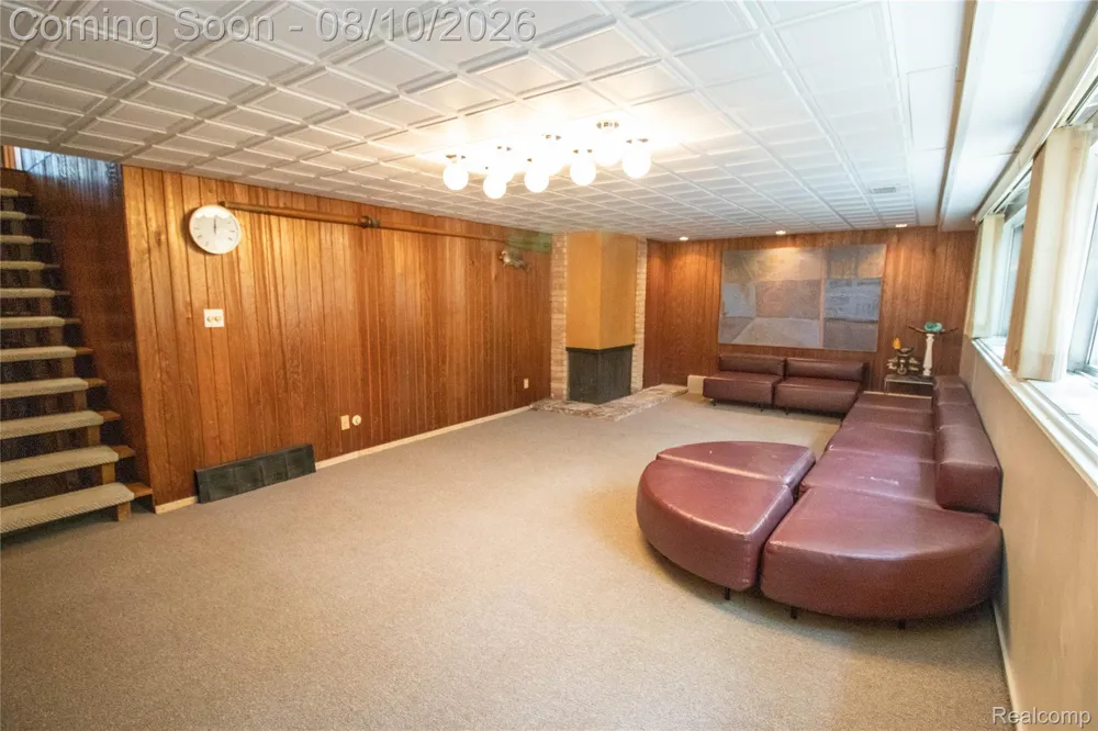 9302 Green Tree Drive Grand Blanc Charter Township, MI 48439