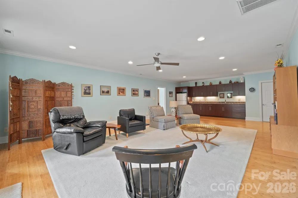 121 Cheyenne Lane Statesville, NC 28677
