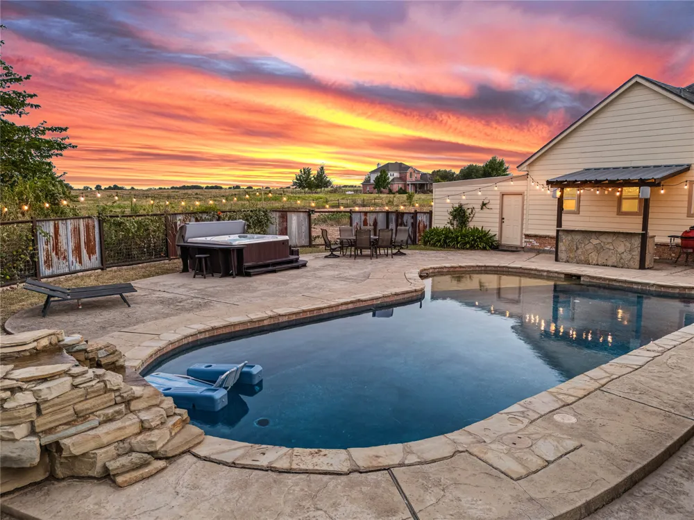 467 Mourning Dove Lane Lorena, TX 76655