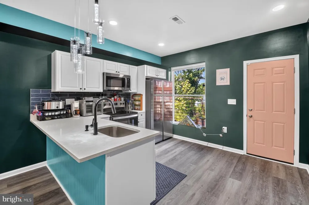 12 S SMALLWOOD STREET Baltimore, MD 21223