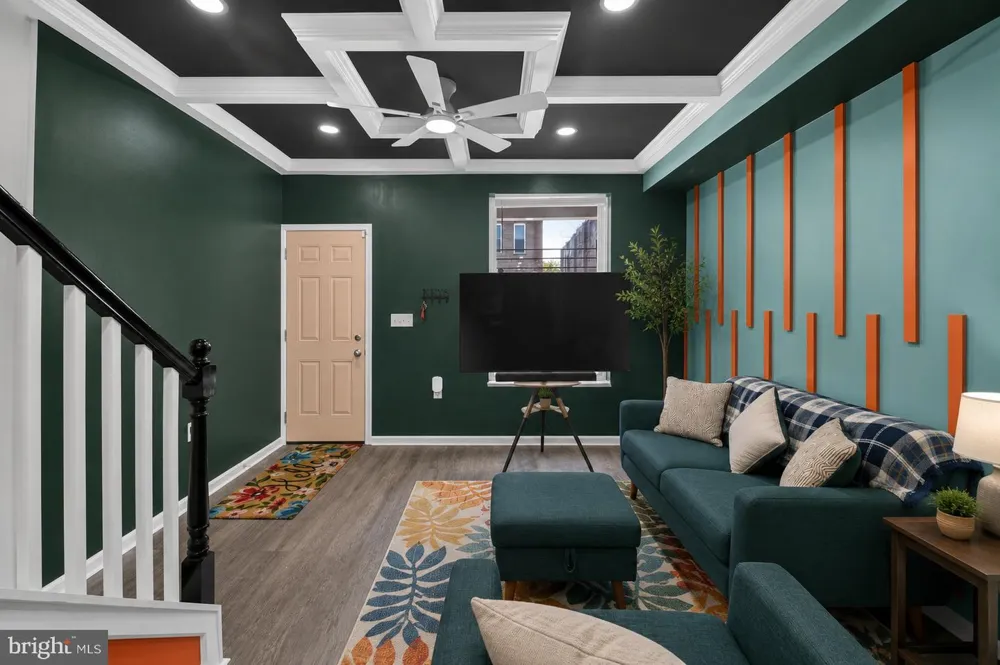 12 S SMALLWOOD STREET Baltimore, MD 21223