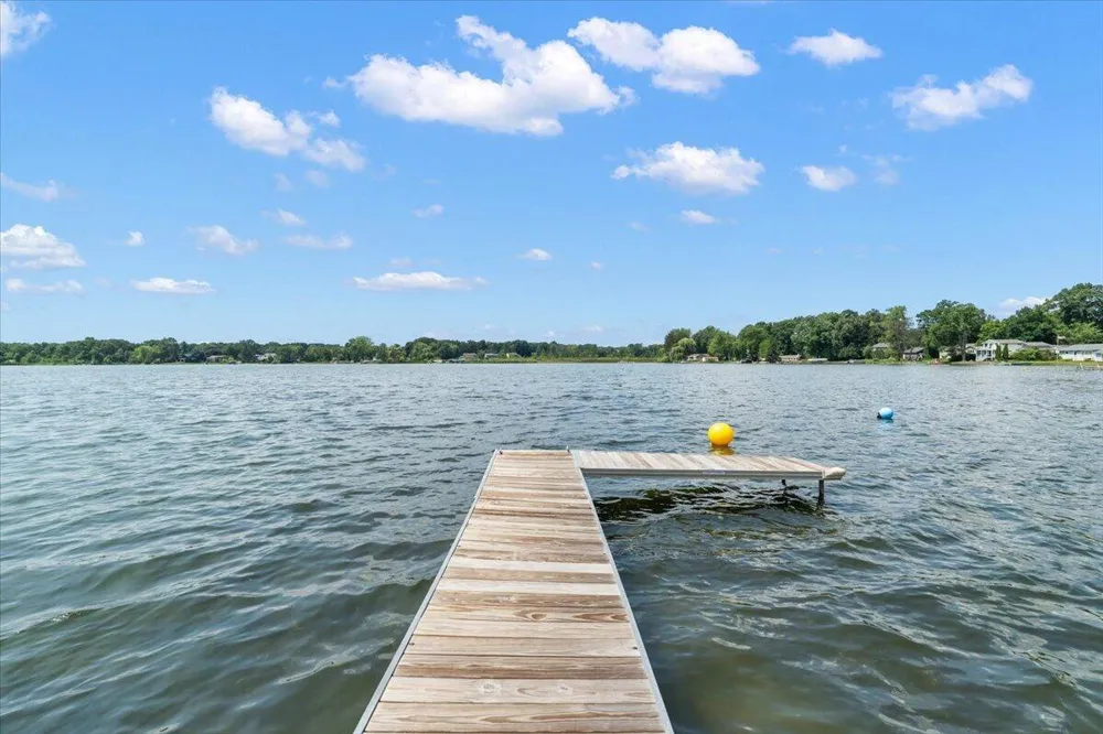 6731 Campau Lake Drive SE Alto, MI 49302