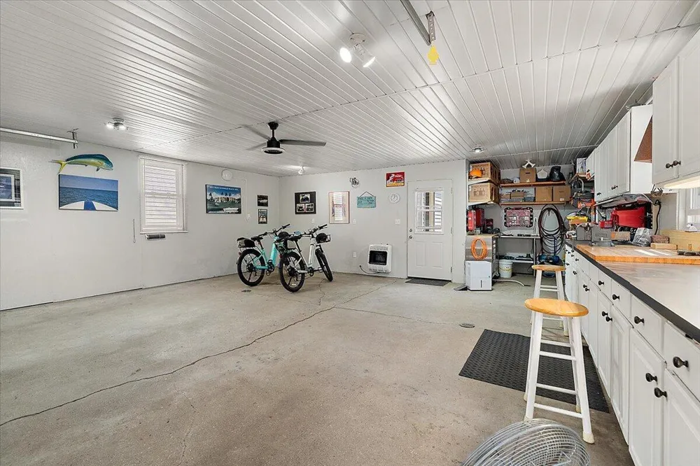 6731 Campau Lake Drive SE Alto, MI 49302