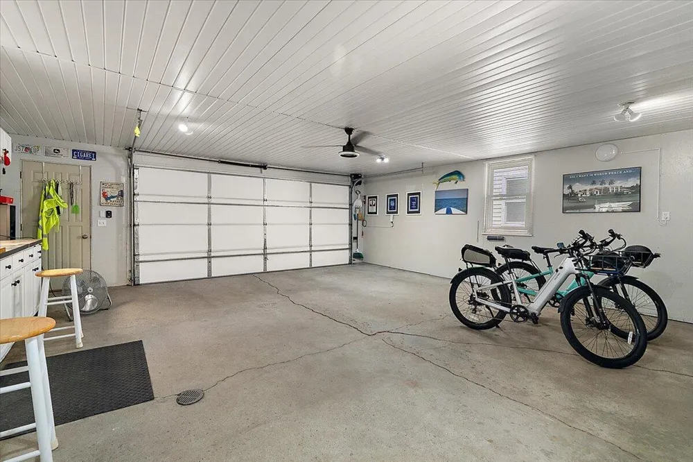 6731 Campau Lake Drive SE Alto, MI 49302