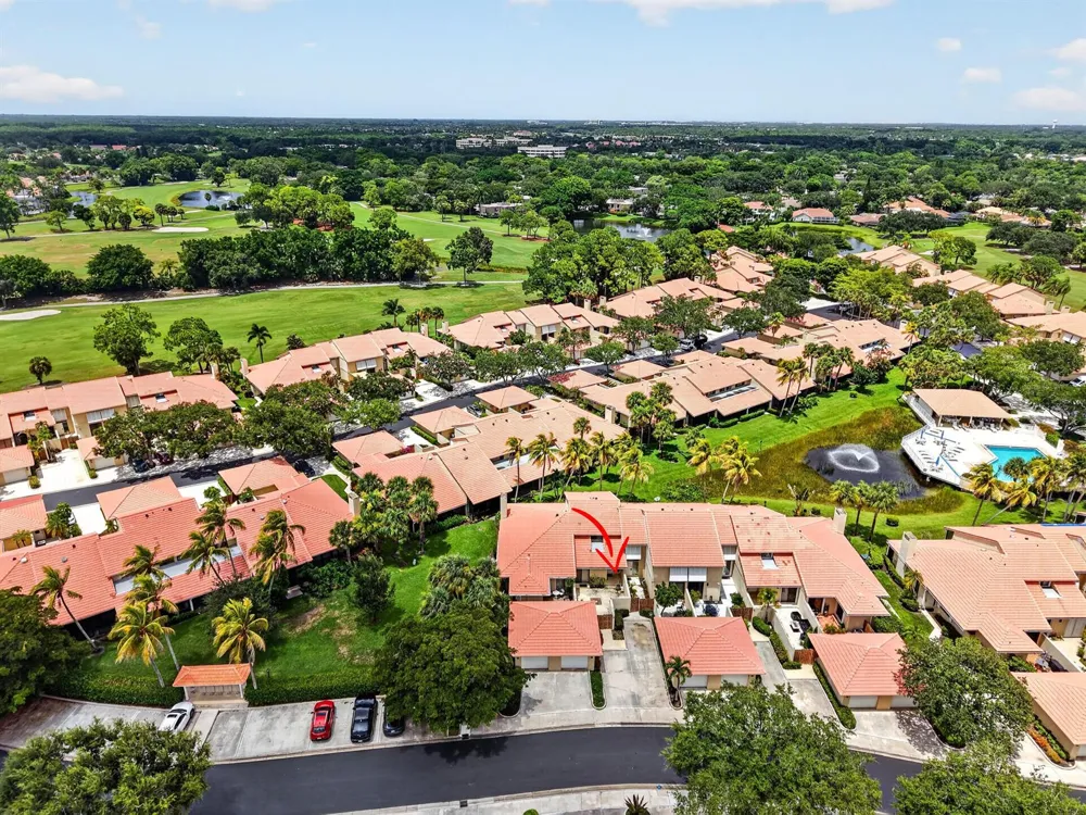 222 Old Meadow Way Palm Beach Gardens, FL 33418