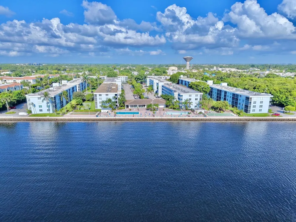 2010 S Federal Highway #202 Boynton Beach, FL 33435