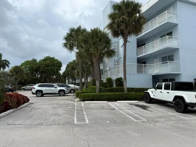 2010 S Federal Highway #202 Boynton Beach, FL 33435