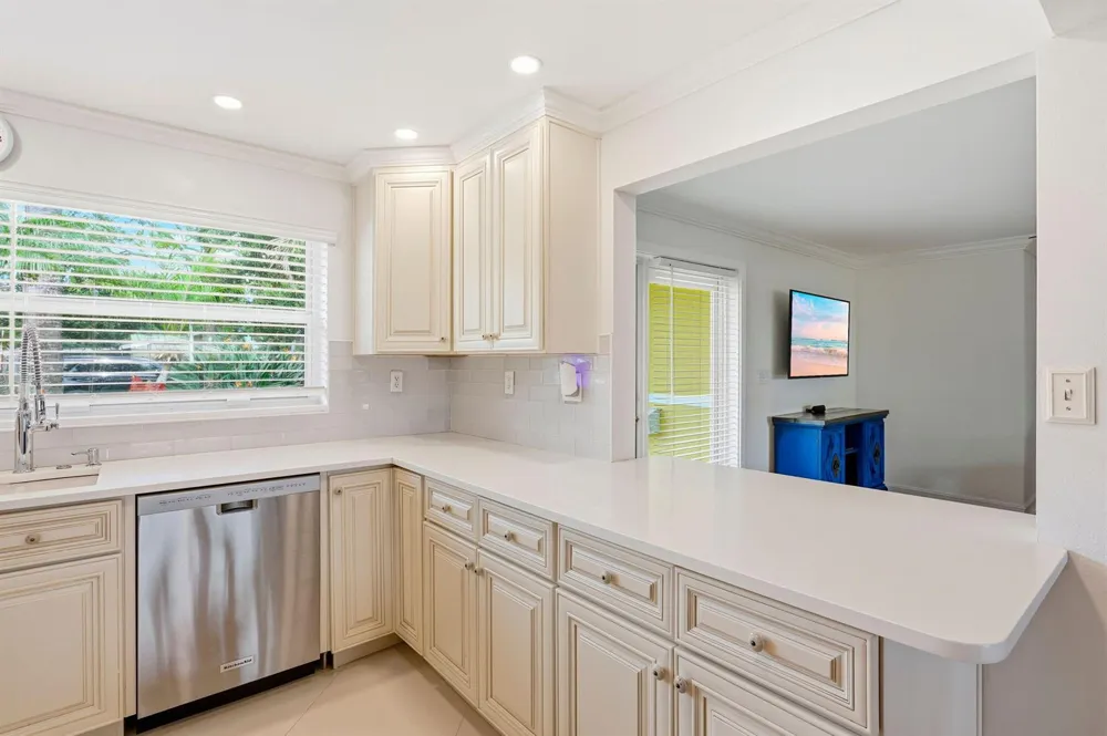 499 SW 12TH AVENUE Boca Raton, FL 33486