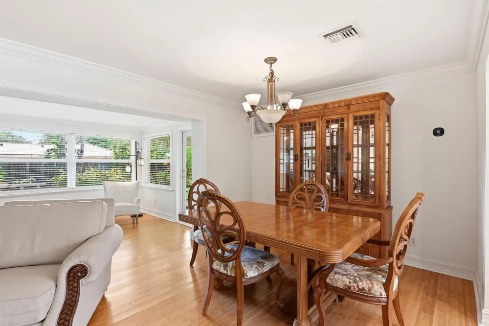 499 SW 12TH AVENUE Boca Raton, FL 33486