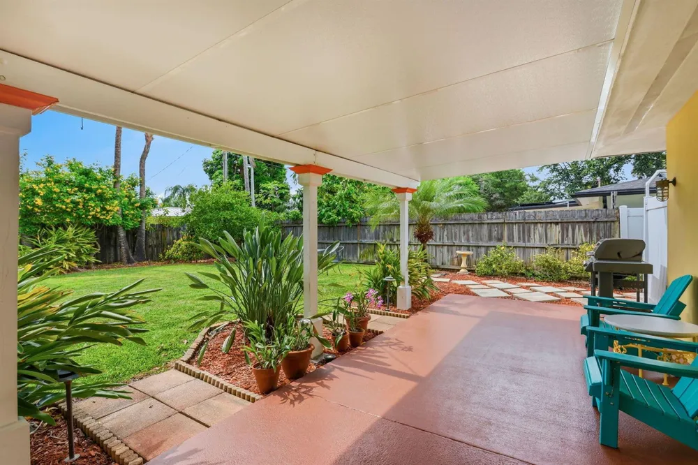 499 SW 12TH AVENUE Boca Raton, FL 33486