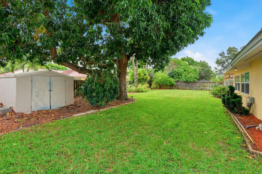 499 SW 12TH AVENUE Boca Raton, FL 33486