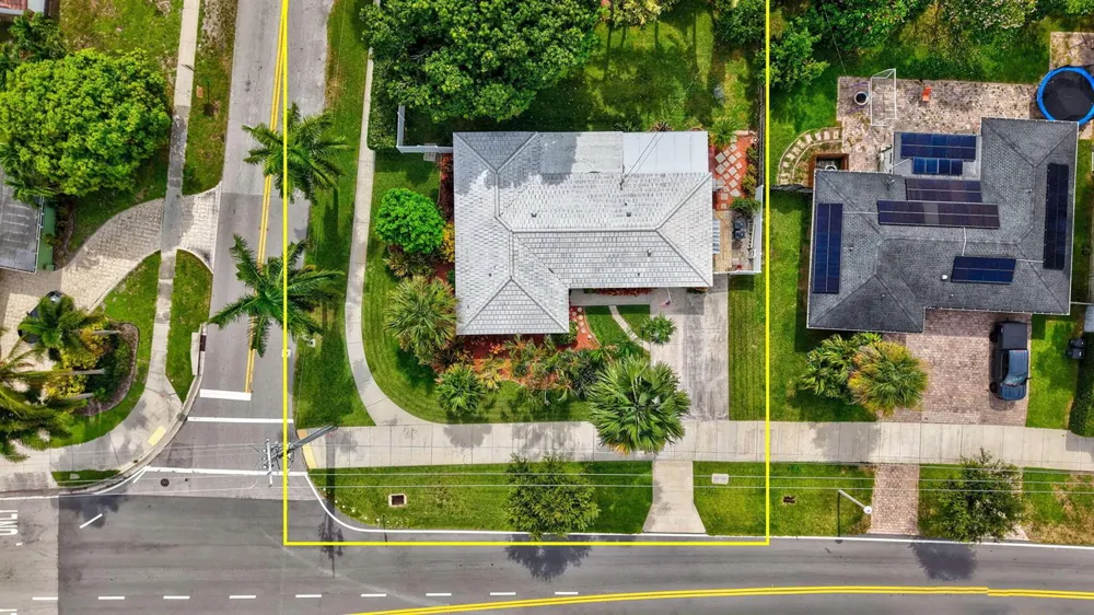 499 SW 12TH AVENUE Boca Raton, FL 33486