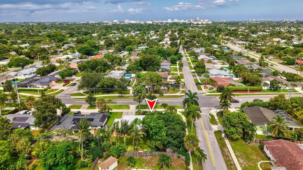 499 SW 12TH AVENUE Boca Raton, FL 33486