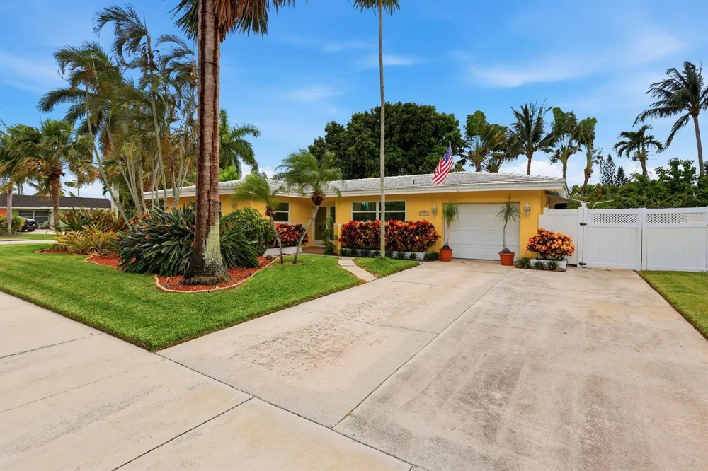 499 SW 12TH AVENUE Boca Raton, FL 33486