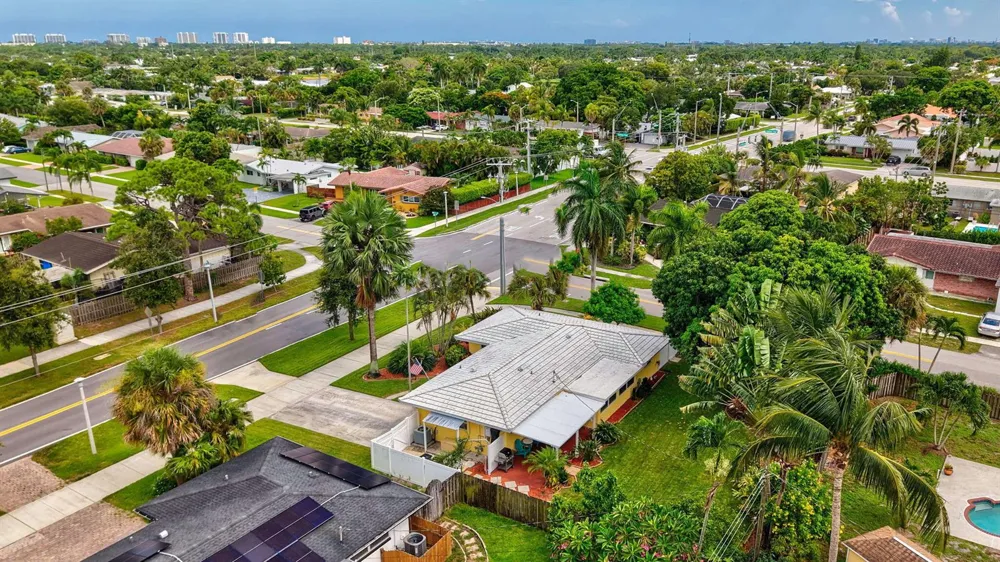 499 SW 12TH AVENUE Boca Raton, FL 33486