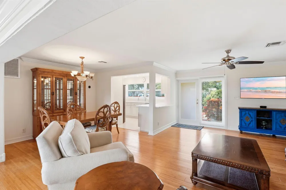 499 SW 12TH AVENUE Boca Raton, FL 33486