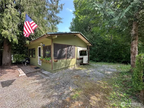 5151 Itswood Center Trail