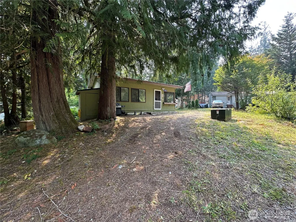 5151 Itswood Center Trail Concrete, WA 98237
