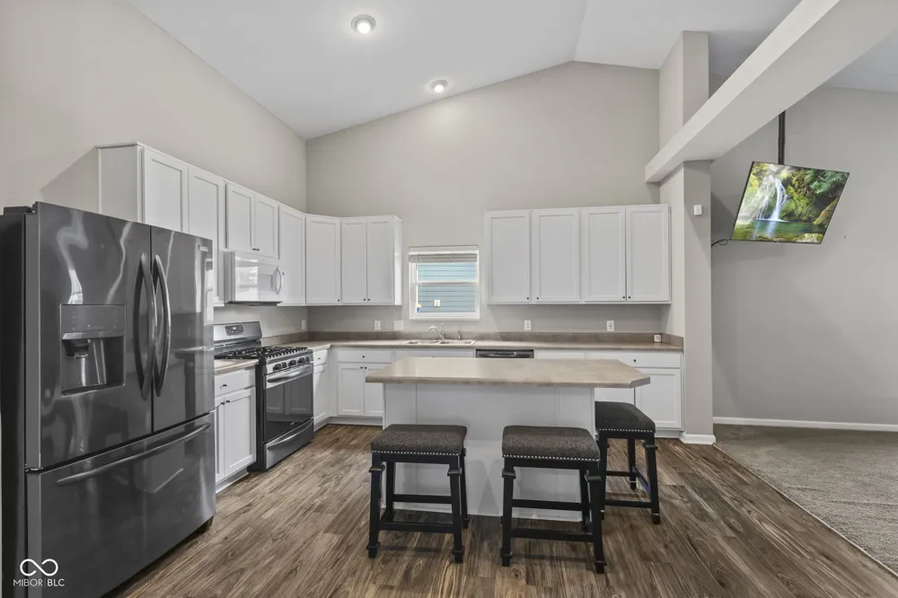 7033 Provincial Drive McCordsville, IN 46055