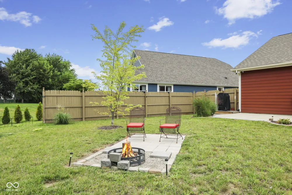 7033 Provincial Drive McCordsville, IN 46055