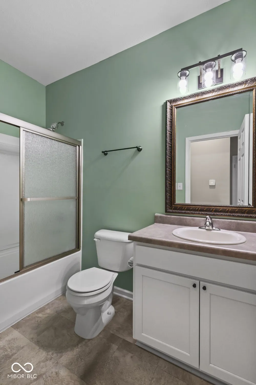 7033 Provincial Drive McCordsville, IN 46055