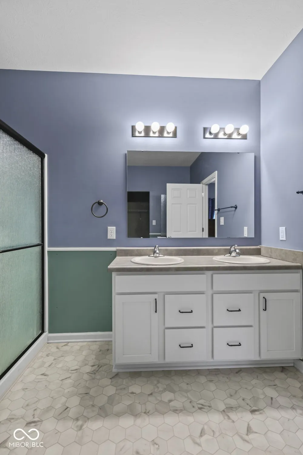7033 Provincial Drive McCordsville, IN 46055