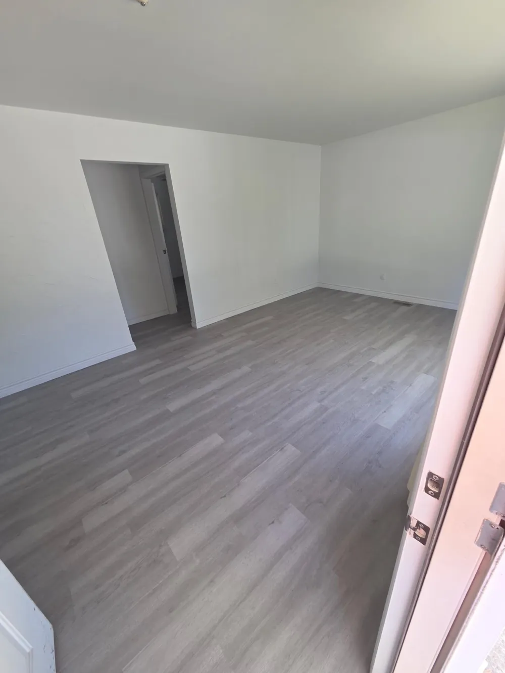 672 Linda Vista Drive Pontiac City, MI 48342