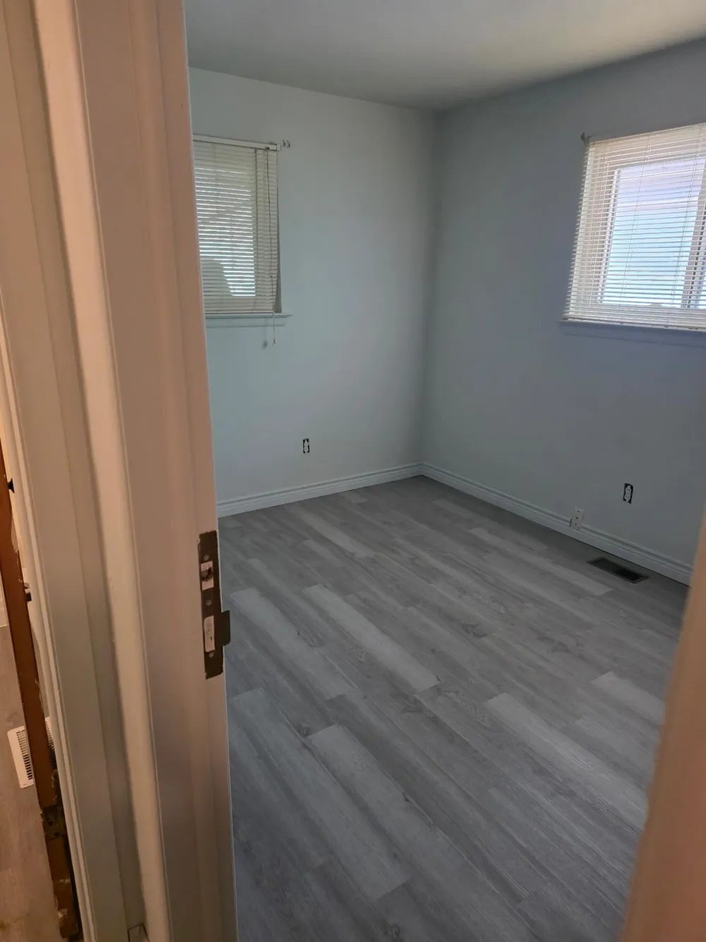 672 Linda Vista Drive Pontiac City, MI 48342