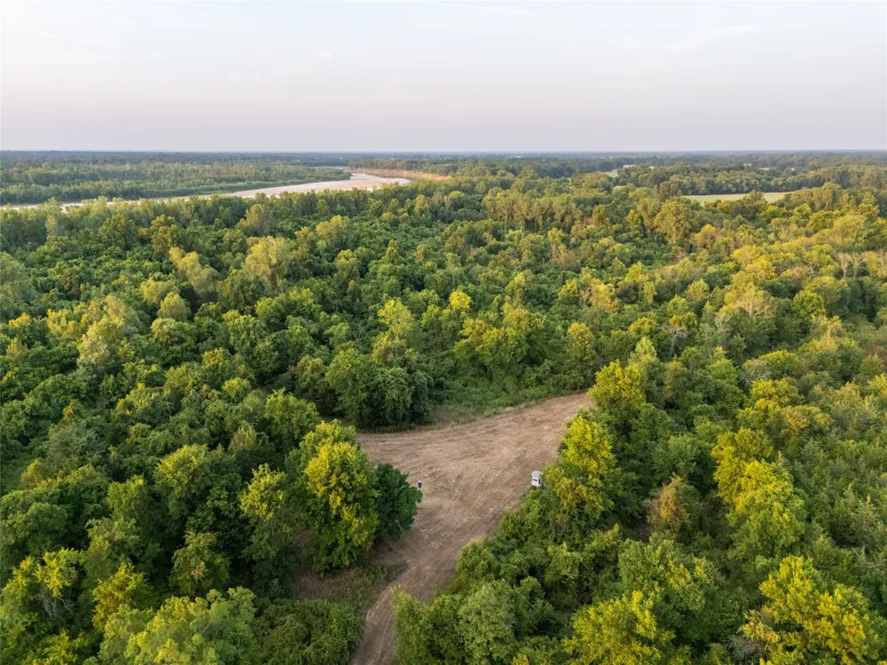 Farm Road 906 Powderly, TX 75473
