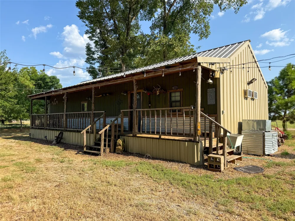 Farm Road 906 Powderly, TX 75473
