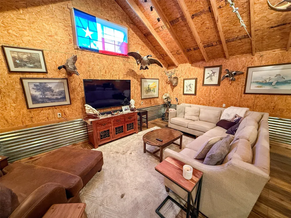 Farm Road 906 Powderly, TX 75473