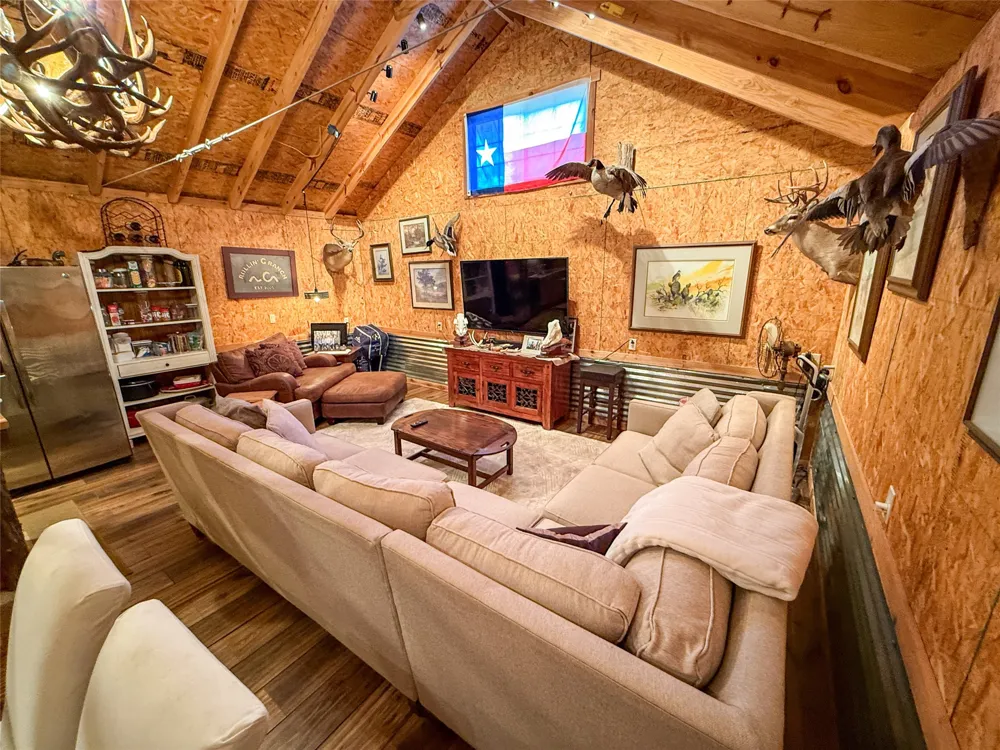 Farm Road 906 Powderly, TX 75473