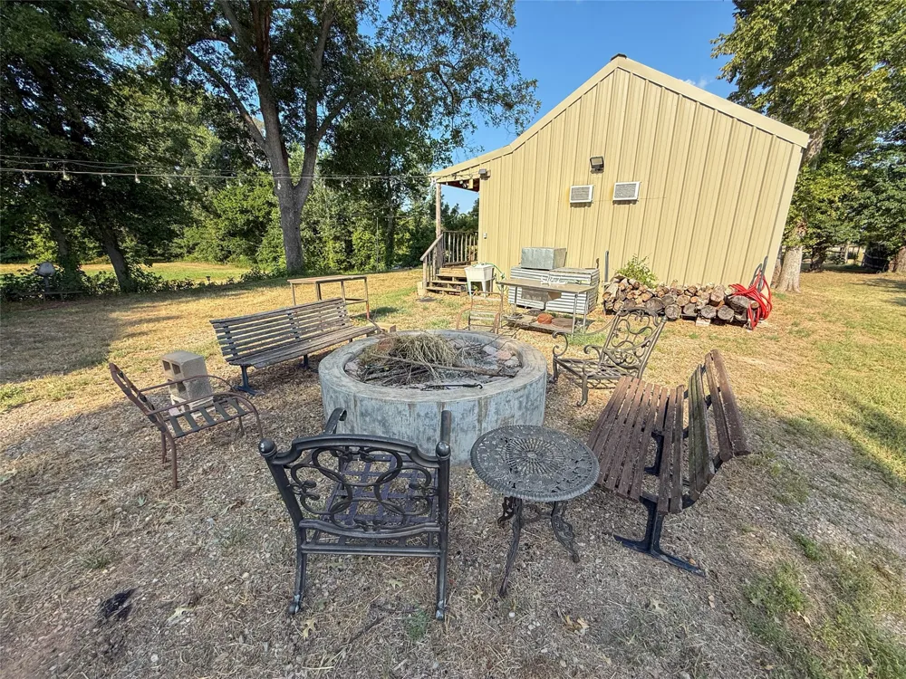 Farm Road 906 Powderly, TX 75473