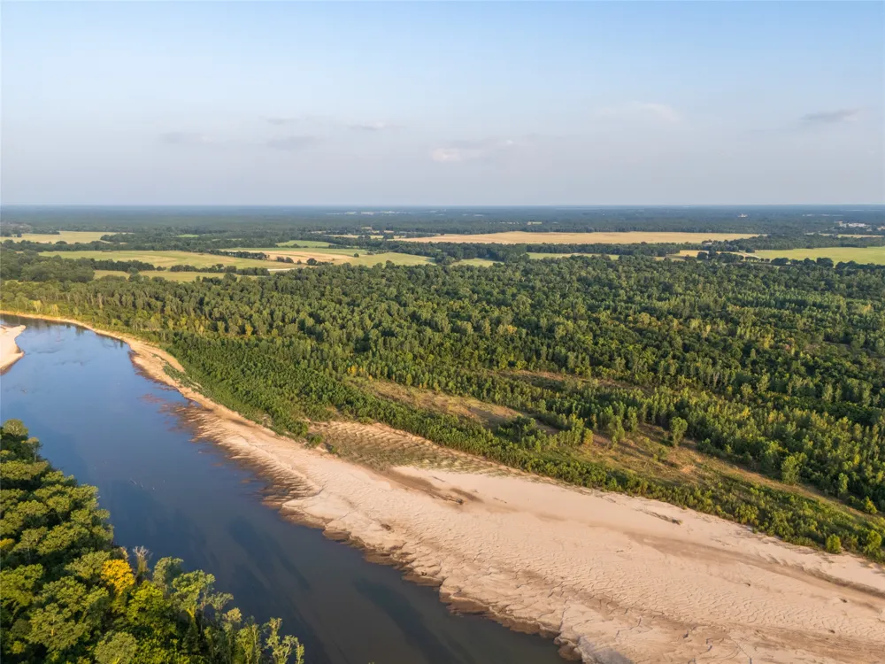 Farm Road 906 Powderly, TX 75473