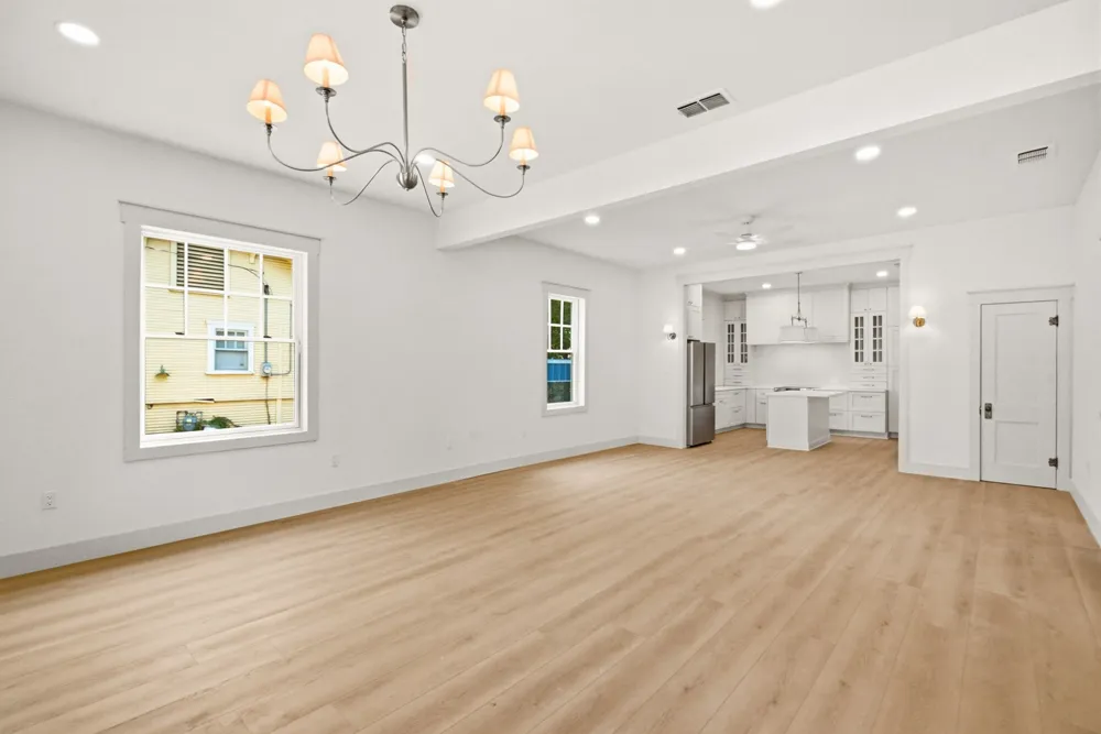225 S Texas Street De Leon, TX 76444