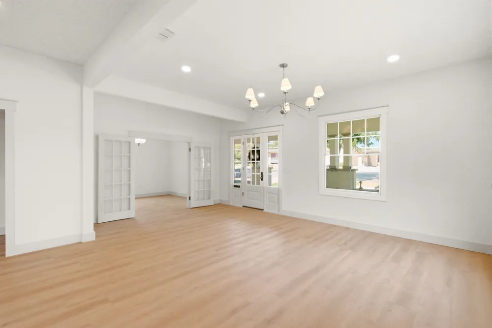 225 S Texas Street De Leon, TX 76444