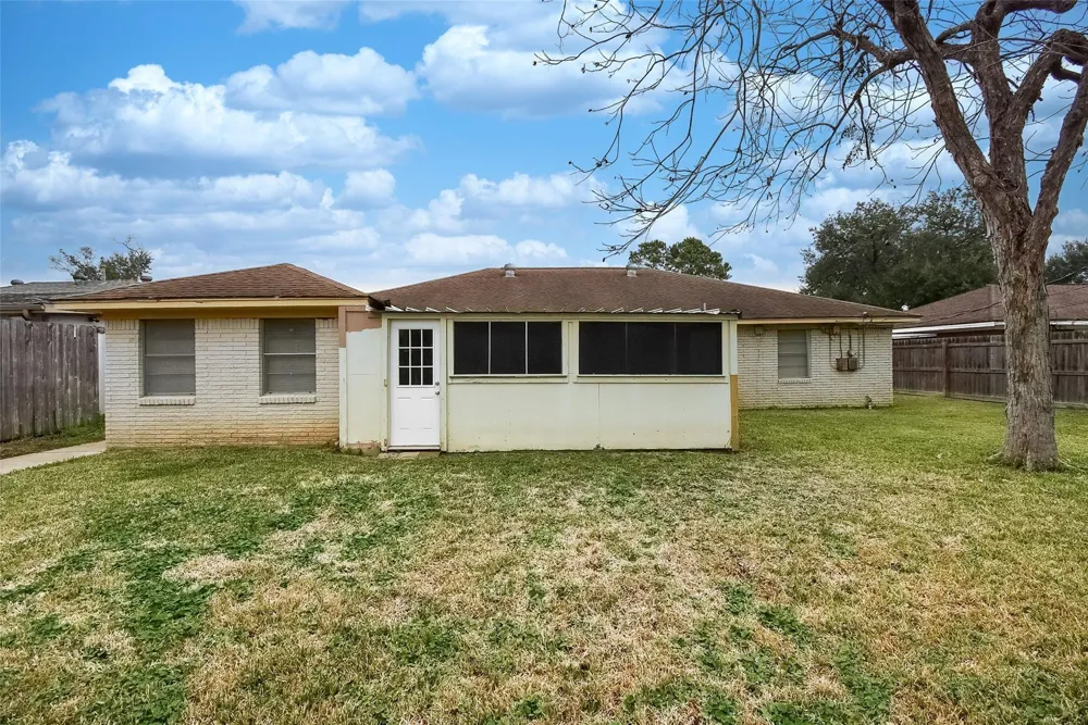 731 Dunwick Lane Pasadena, TX 77502