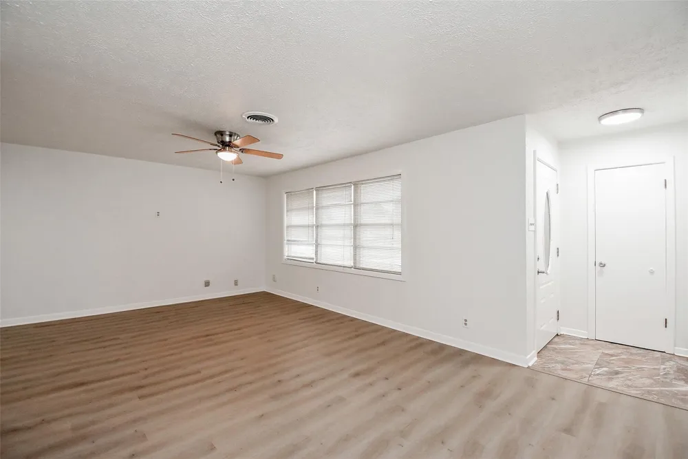731 Dunwick Lane Pasadena, TX 77502
