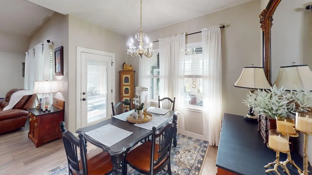 429 Twin Lakes Boulevard W West Columbia, TX 77486