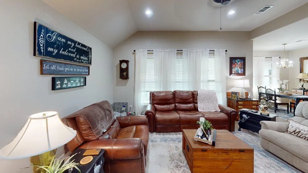 429 Twin Lakes Boulevard W West Columbia, TX 77486