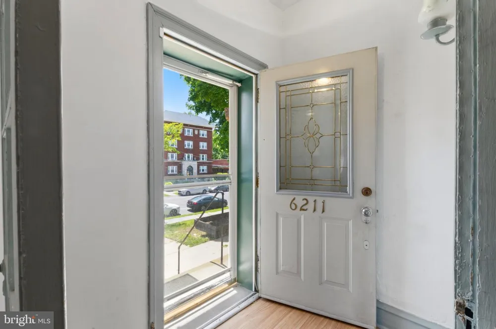 6211 WAYNE AVENUE Philadelphia, PA 19144